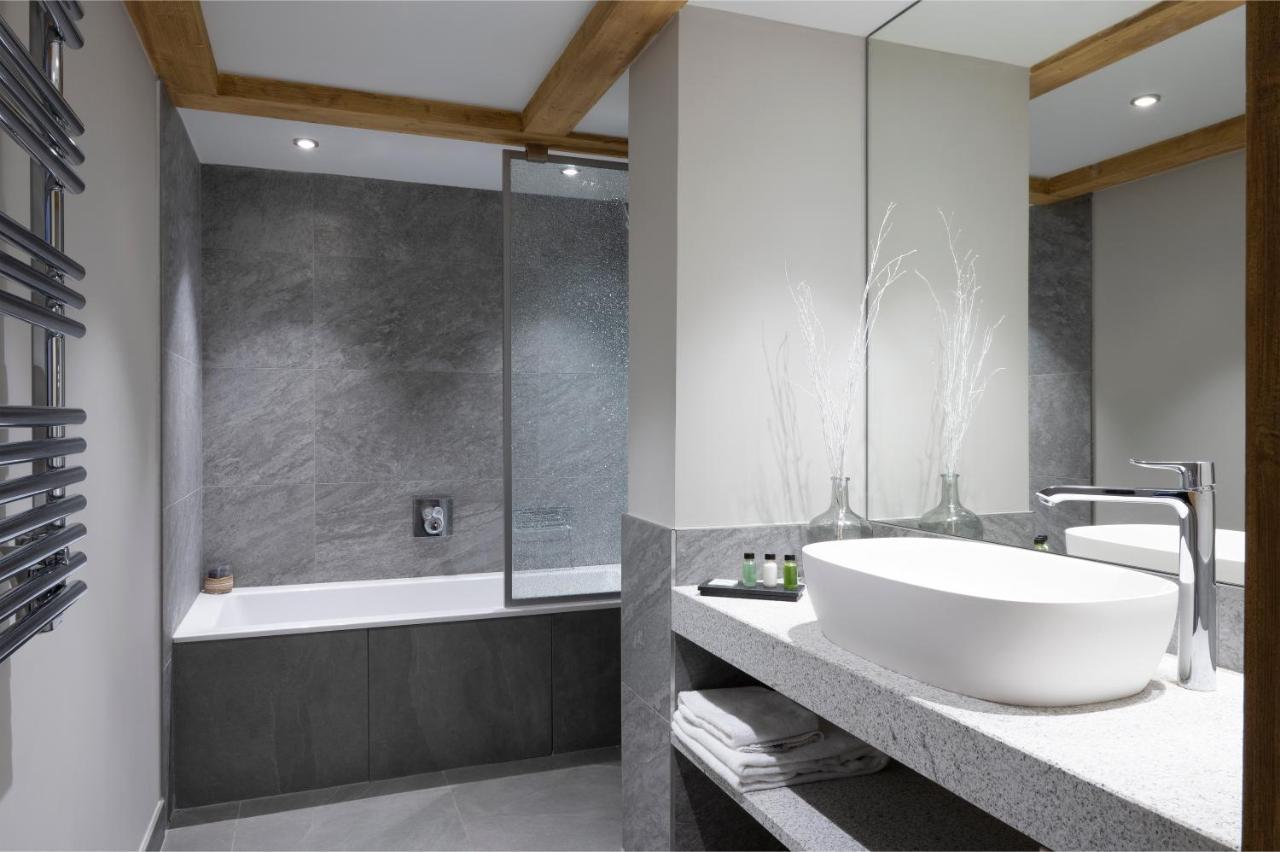 Mgm Hotels & Residences - Residence Chalets Elena 레우쉬 외부 사진