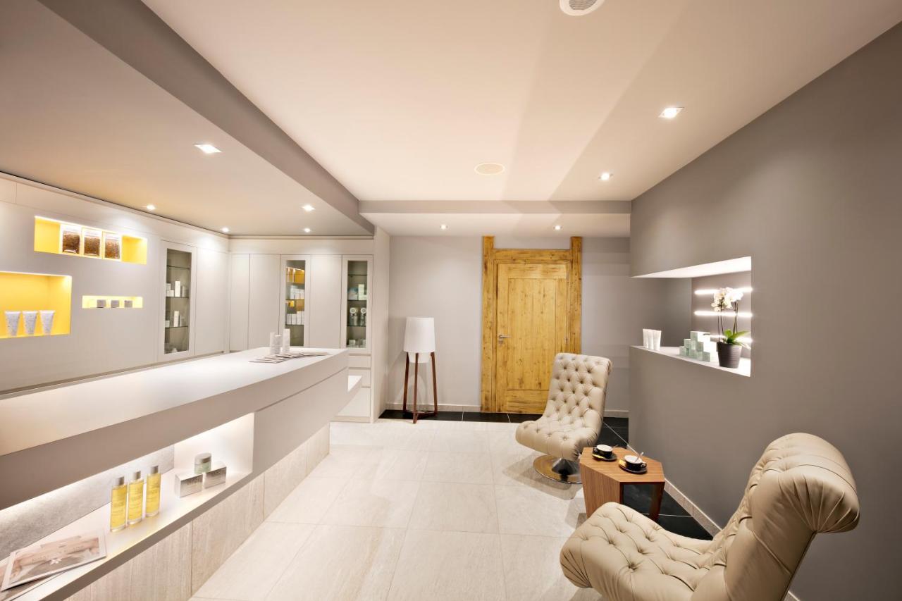 Mgm Hotels & Residences - Residence Chalets Elena 레우쉬 외부 사진